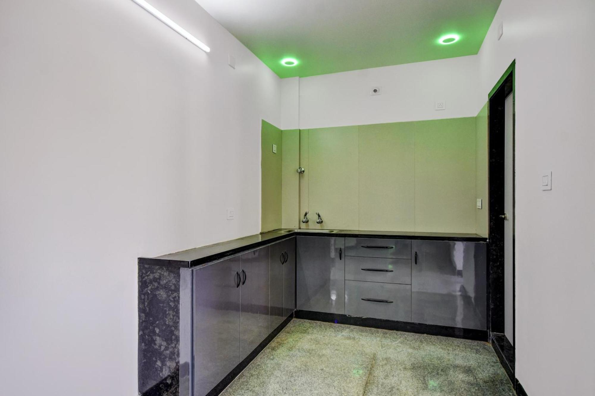 Oyo Home Msr Guest Inn Homestay Nellore Extérieur photo