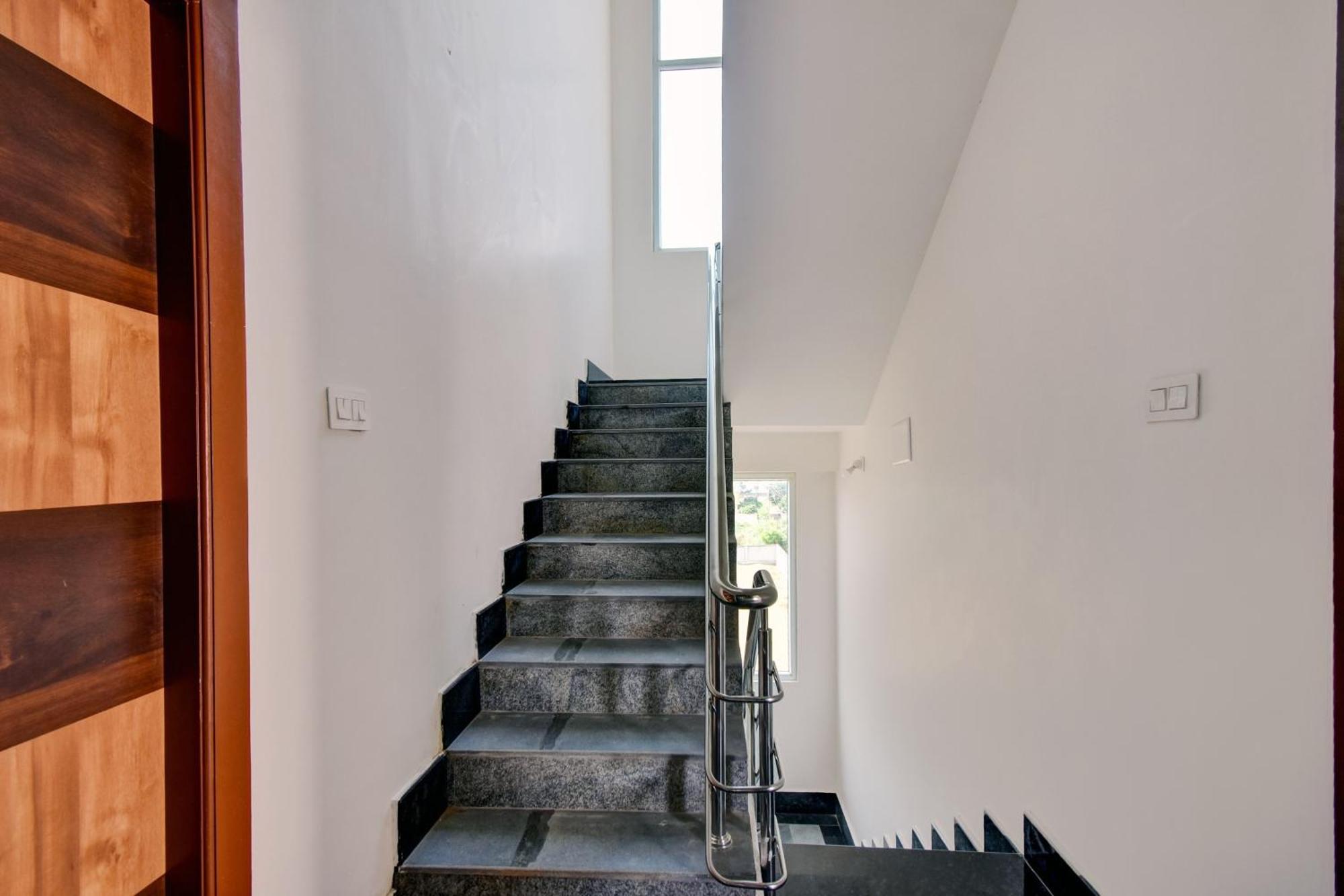 Oyo Home Msr Guest Inn Homestay Nellore Extérieur photo