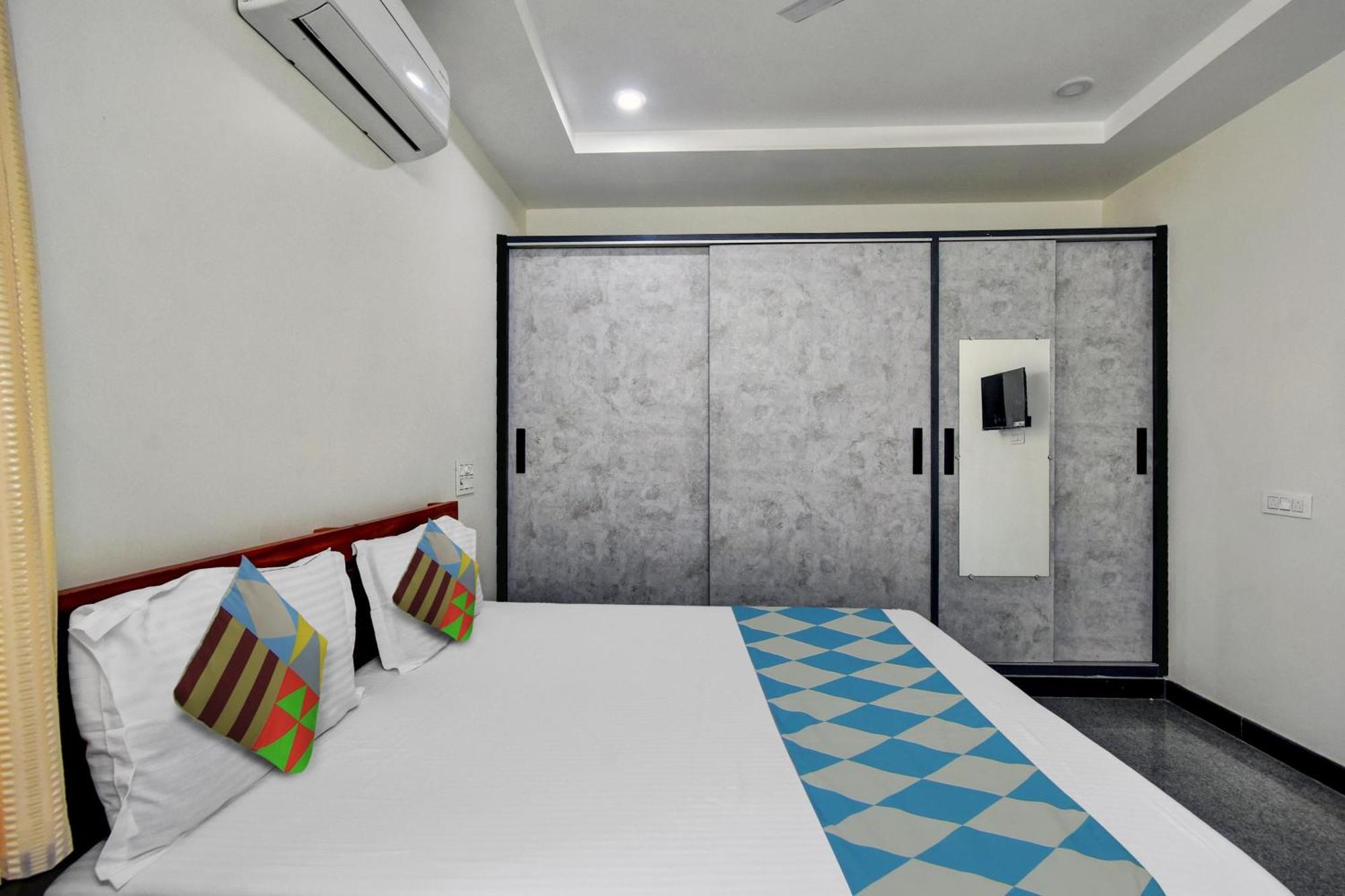 Oyo Home Msr Guest Inn Homestay Nellore Extérieur photo
