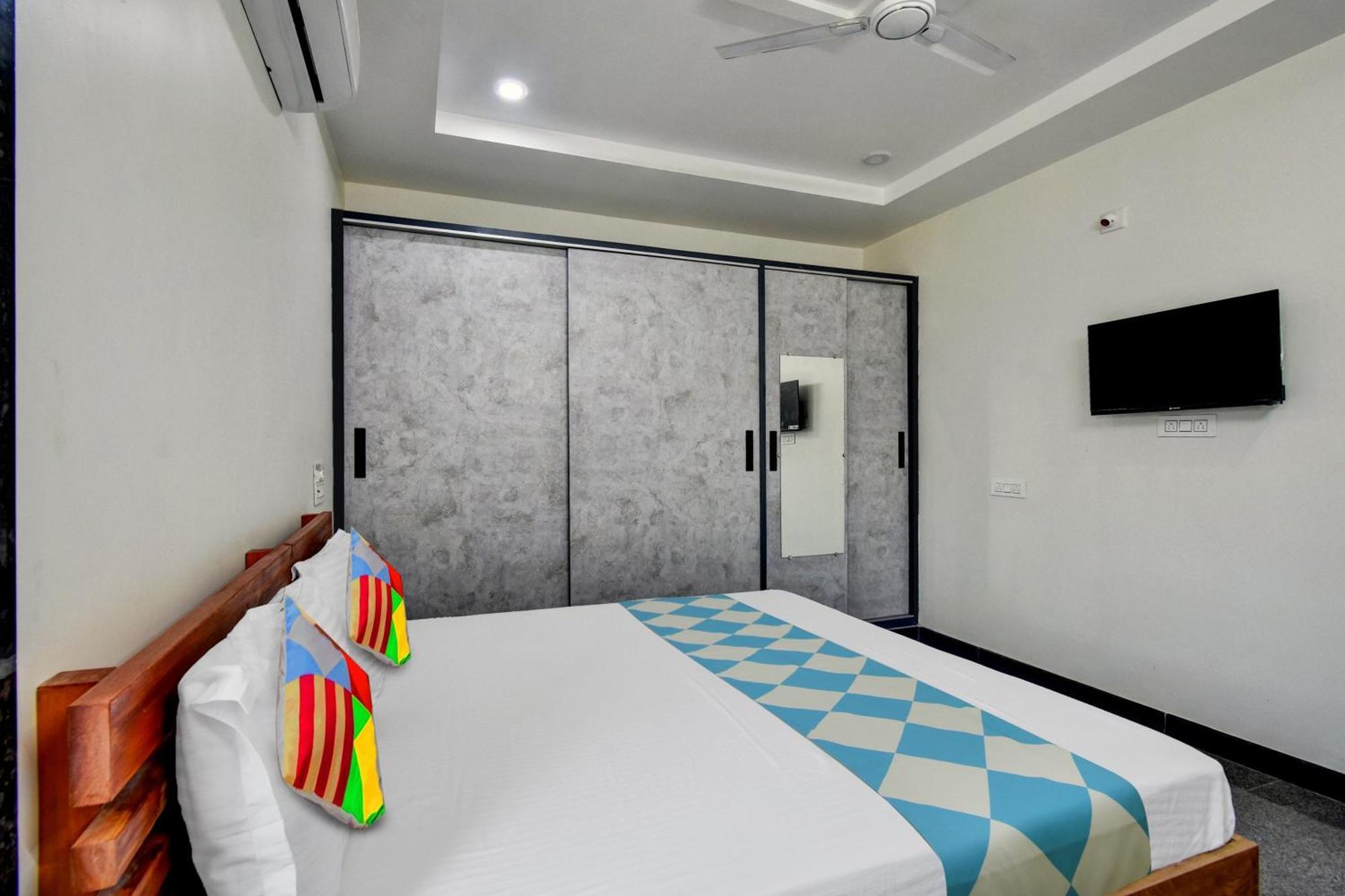 Oyo Home Msr Guest Inn Homestay Nellore Extérieur photo